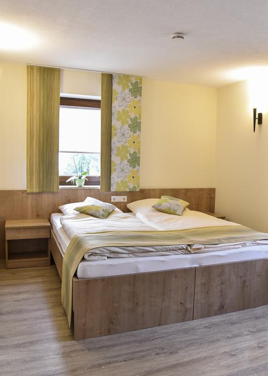Zum Adler Hotel