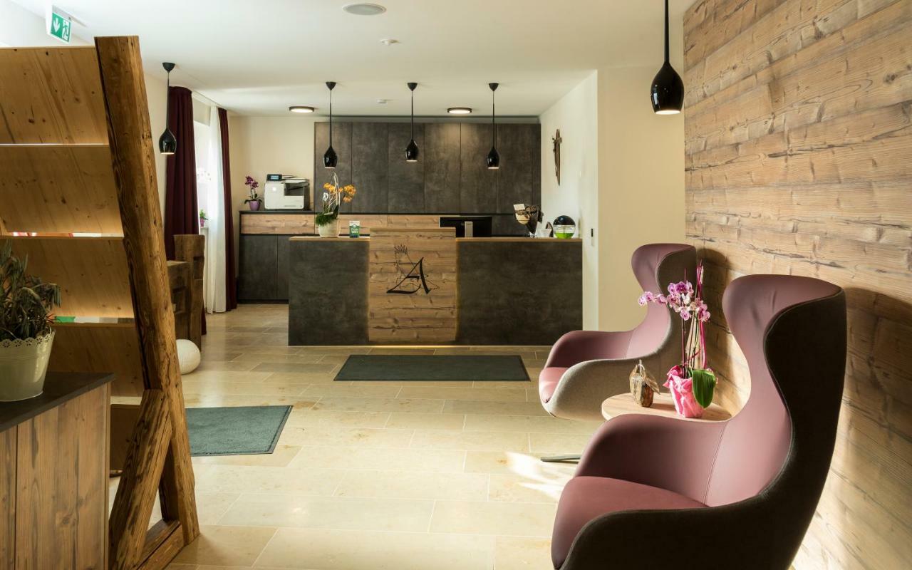 Zum Adler Hotel Oberbechingen
